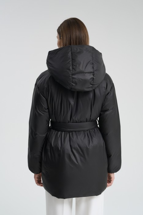 пуховик с капюшоном по цене 5120 руб вид справа