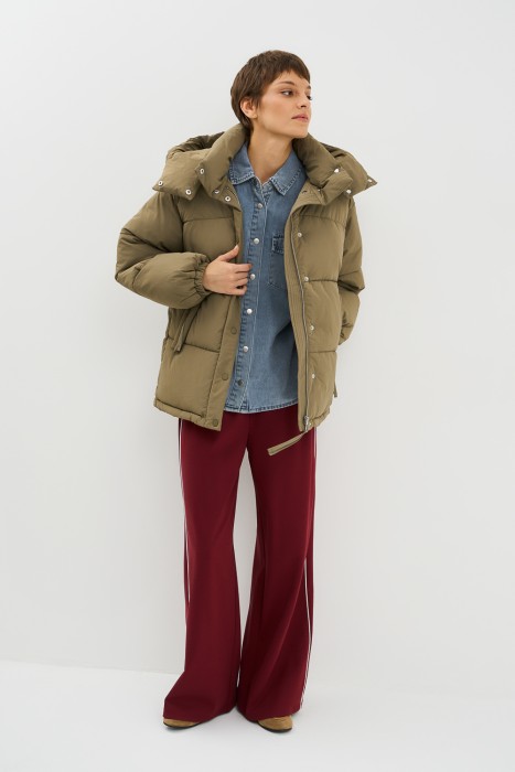 пуховик с капюшоном 774093003 фотография