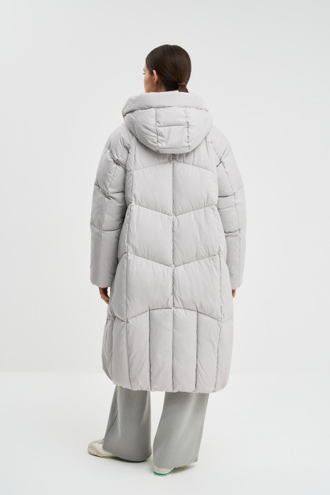 пуховик с капюшоном по цене 6190 руб вид справа