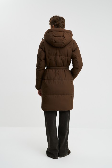 пуховик с капюшоном по цене 6440 руб вид справа