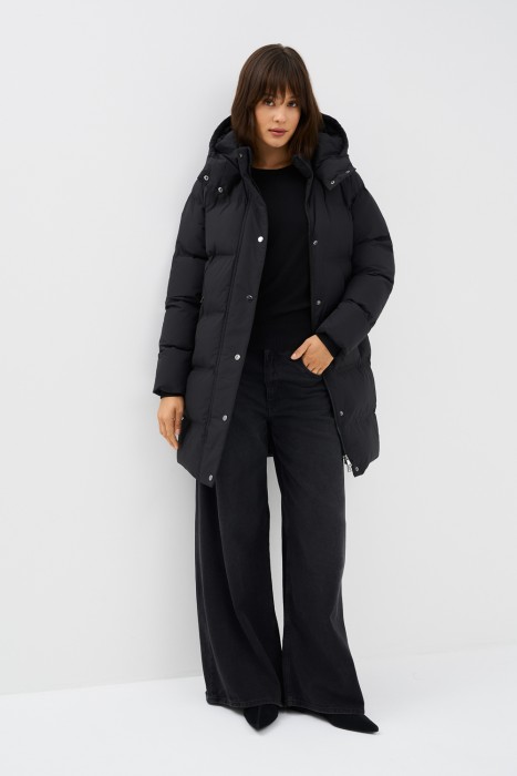 пуховик с капюшоном от бренда снежная королева вид слева