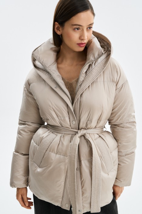 пуховик с капюшоном 772367003 фотография