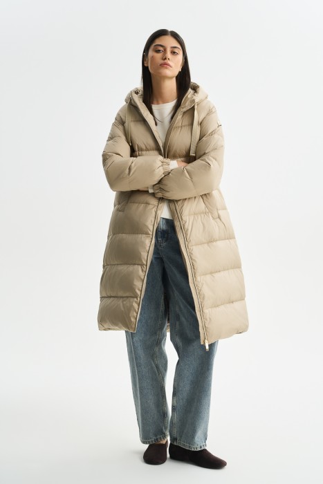 пуховик с капюшоном 768526003 фотография