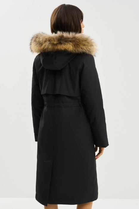 пуховик с капюшоном по цене 16060 руб вид справа