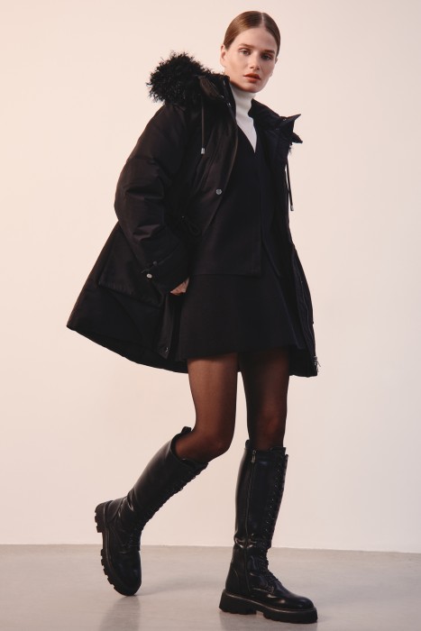 пуховик с капюшоном 781253003 фотография