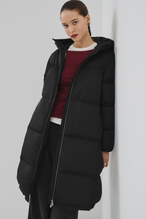 пуховик с капюшоном 768517003 фотография