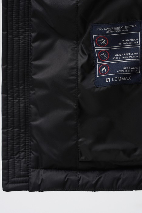 пуховик с капюшоном из россии вид сбоку