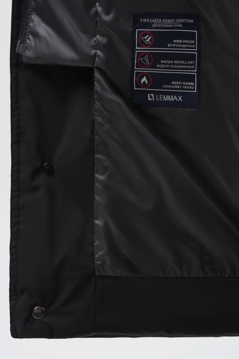 пуховик с капюшоном из россии вид сбоку