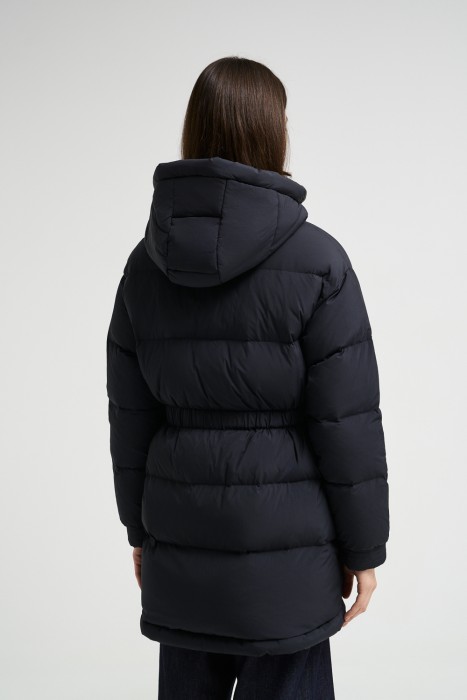 пуховик с капюшоном по цене 4140 руб вид справа