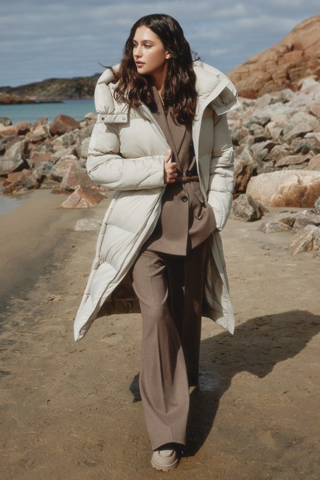 пуховик с капюшоном 730539003 фотография