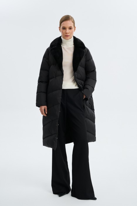 пуховик с меховой отделкой 771251003 фотография