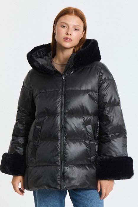 пуховик с меховой отделкой 771262003 фотография