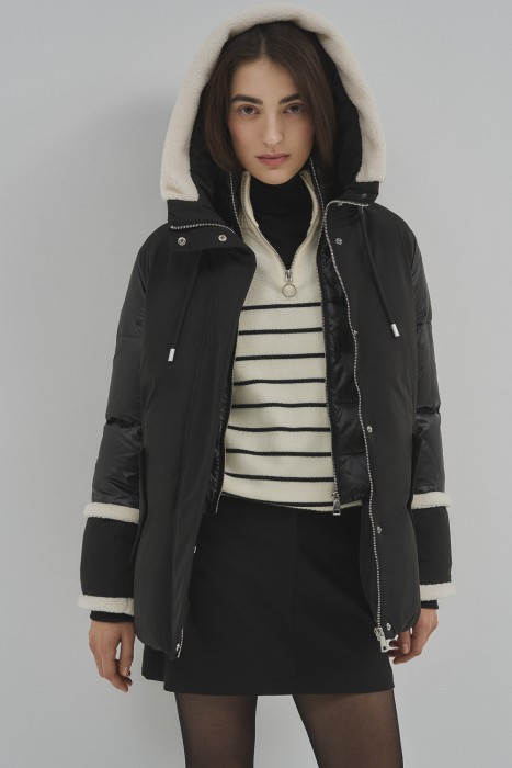 пуховик с отделкой меховой тканью от бренда снежная королева вид слева