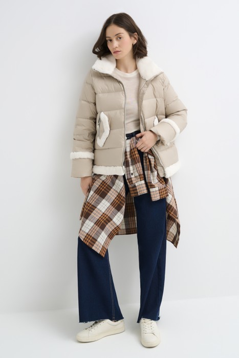 пуховик с отделкой меховой тканью 715348003 фотография