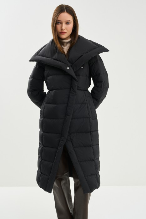 пуховик с поясом от бренда снежная королева вид слева