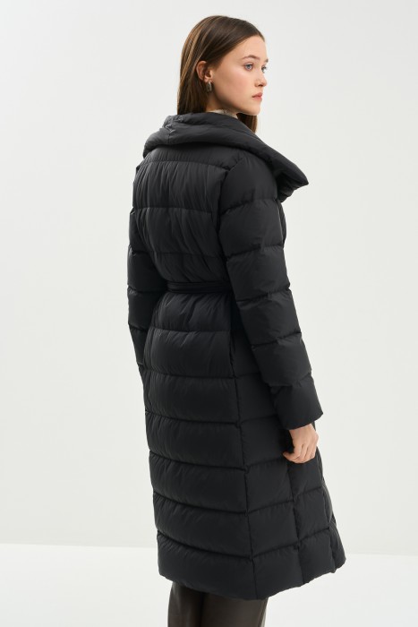 пуховик с поясом по цене 6460 руб вид справа