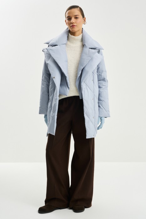 пуховик с поясом из россии вид сбоку