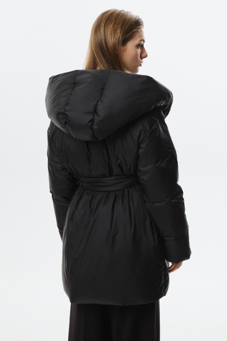 пуховик с поясом по цене 5120 руб вид справа