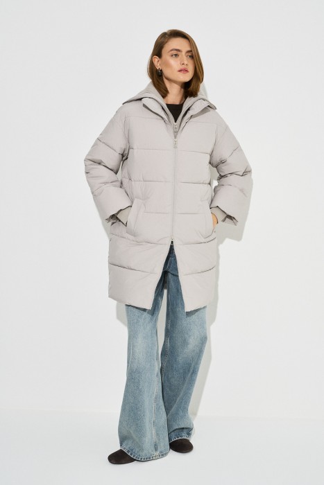 пуховик с трикотажной вставкой от бренда снежная королева вид слева