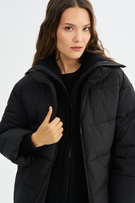 пуховик с трикотажной вставкой из россии вид сбоку