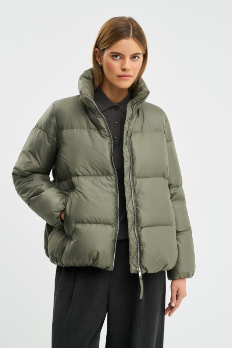 пуховик стеганый от бренда снежная королева вид слева