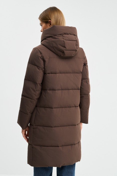 пуховик стеганый по цене 9780 руб вид справа