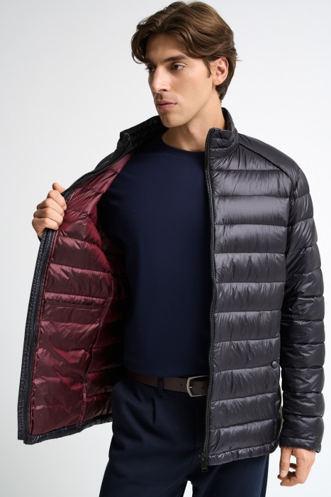 пуховик по цене 6270 руб вид справа