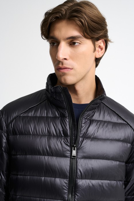 пуховик из россии вид сбоку