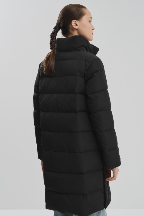 пуховик по цене 7270 руб вид справа