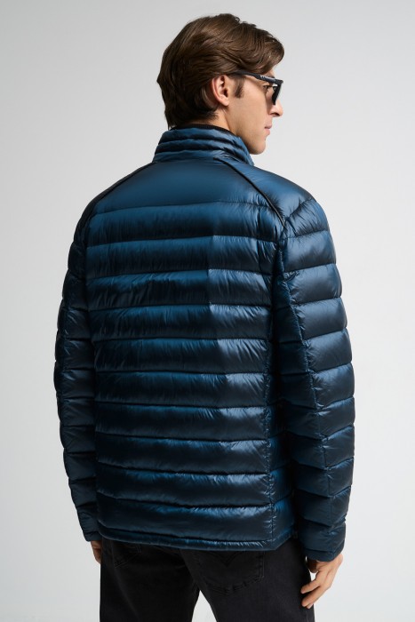 пуховик по цене 6350 руб вид справа