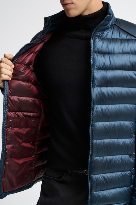 пуховик из россии вид сбоку