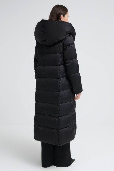 пуховое пальто с капюшоном по цене 13860 руб вид справа