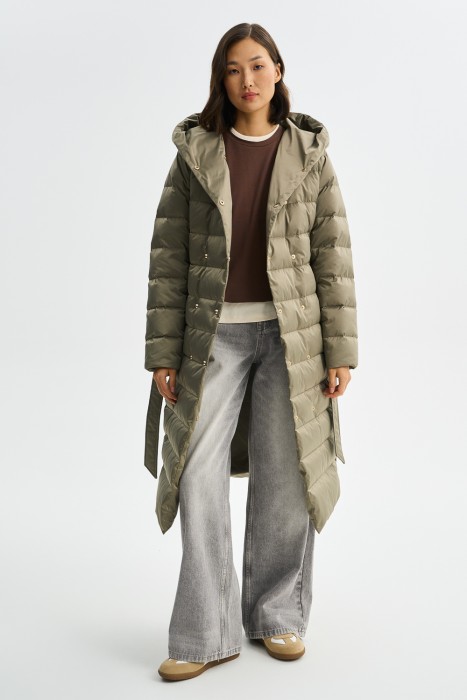 пуховое пальто с капюшоном 781065003 фотография