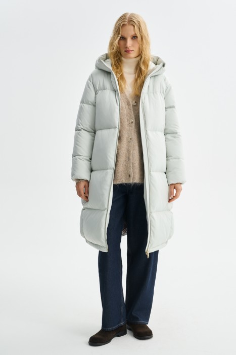 пуховое пальто с капюшоном 768523003 фотография