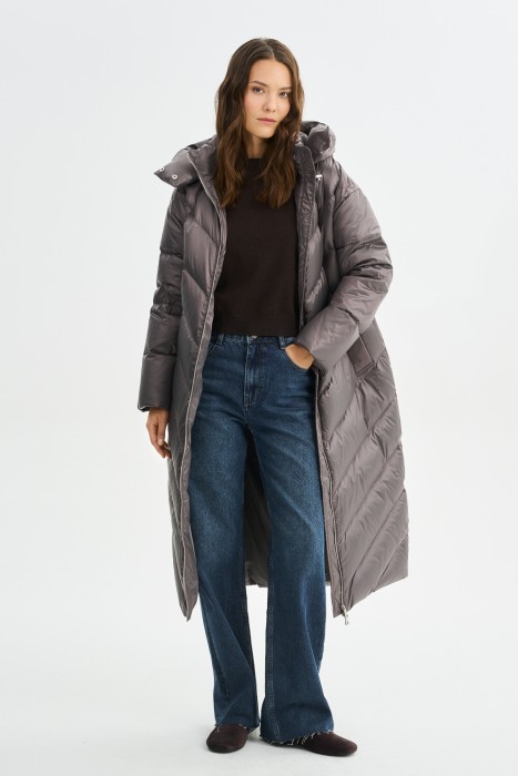 пуховое пальто с капюшоном 781243003 фотография