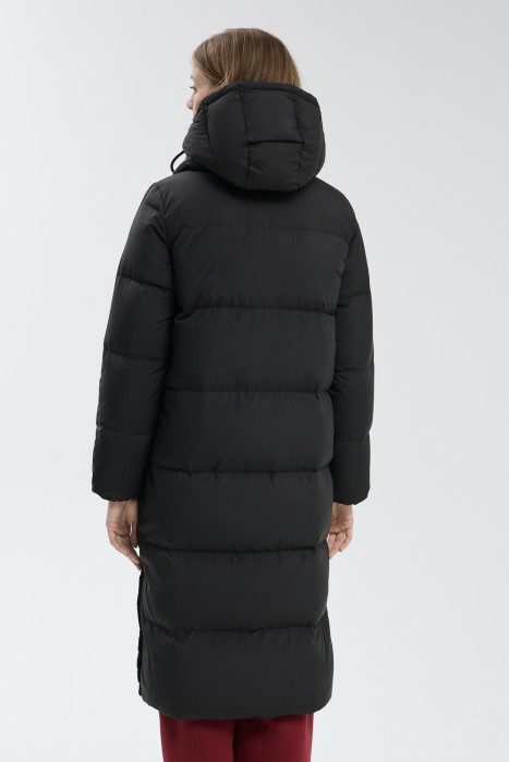пуховое пальто с капюшоном по цене 3970 руб вид справа