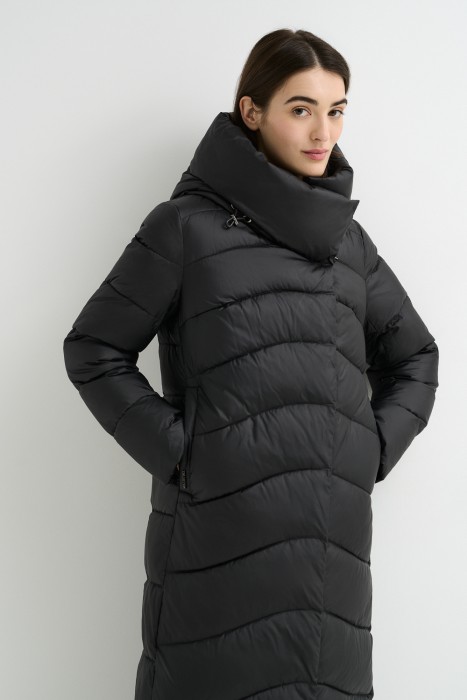 пуховое пальто с ремнем из россии вид сбоку