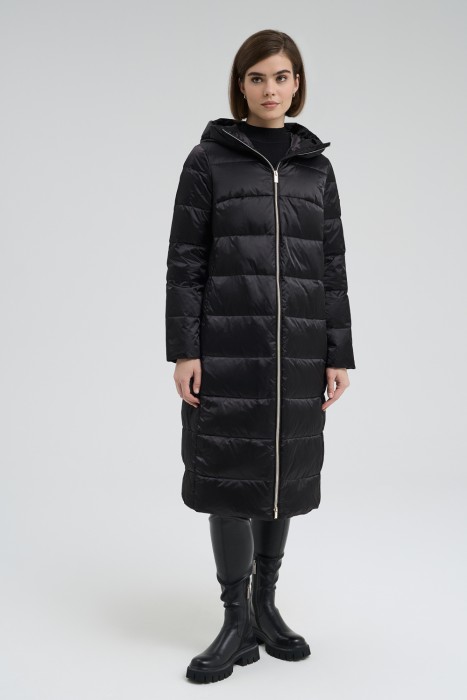 пуховое пальто от бренда снежная королева вид слева