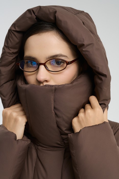 пуховое пальто из россии вид сбоку