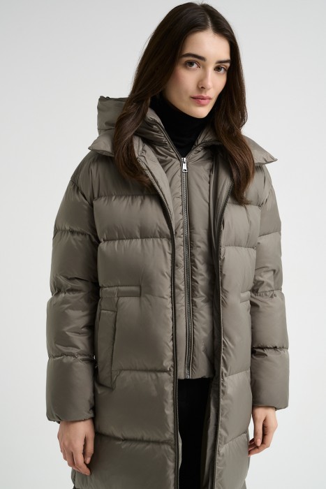 пуховое пальто из россии вид сбоку