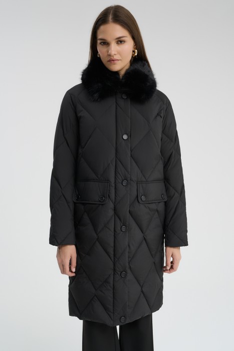 пуховое пальто от бренда снежная королева вид слева