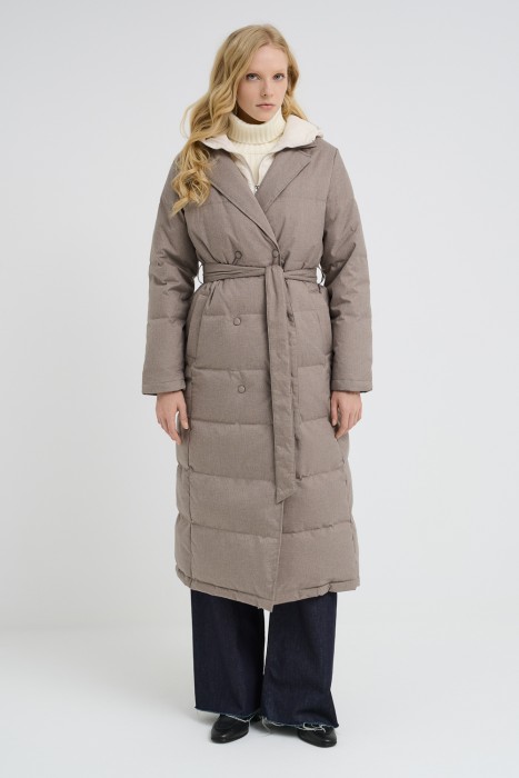 пуховое пальто от бренда снежная королева вид слева