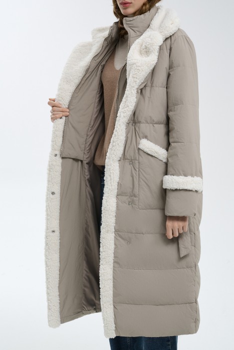 пуховое пальто из россии вид сбоку