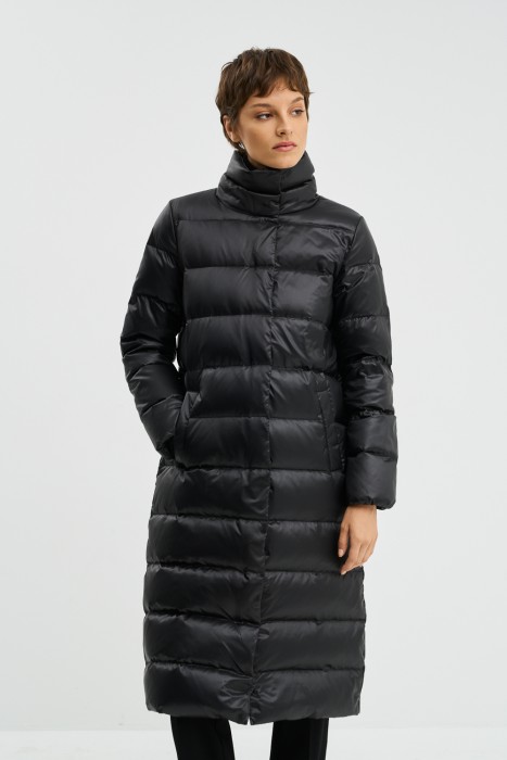 пуховое пальто от бренда снежная королева вид слева