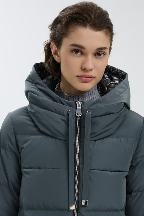 пуховое пальто из россии вид сбоку