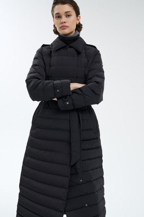 пуховое пальто от бренда снежная королева вид слева