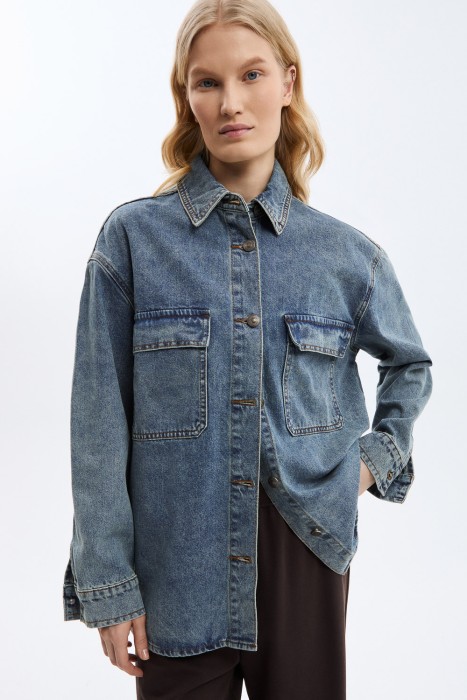 рубашка из денима от бренда снежная королева вид слева