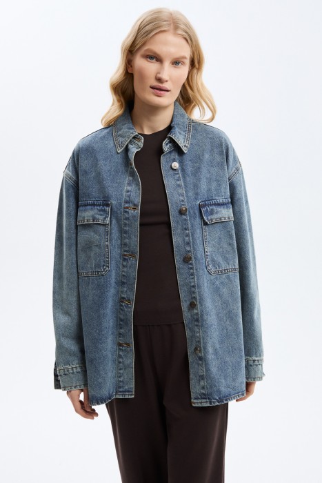 рубашка из денима из россии вид сбоку