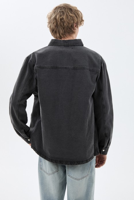 рубашка из денима по цене 2680 руб вид справа