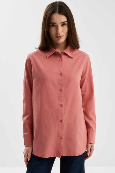 рубашка из хлопка и льна от бренда снежная королева вид слева